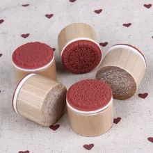 Cheaper 1Pc Vintage Floral Flower Pattern Round Wooden Rubber Stamps for DIY Scrapbooking Photo Album Decoration Embossing Craft