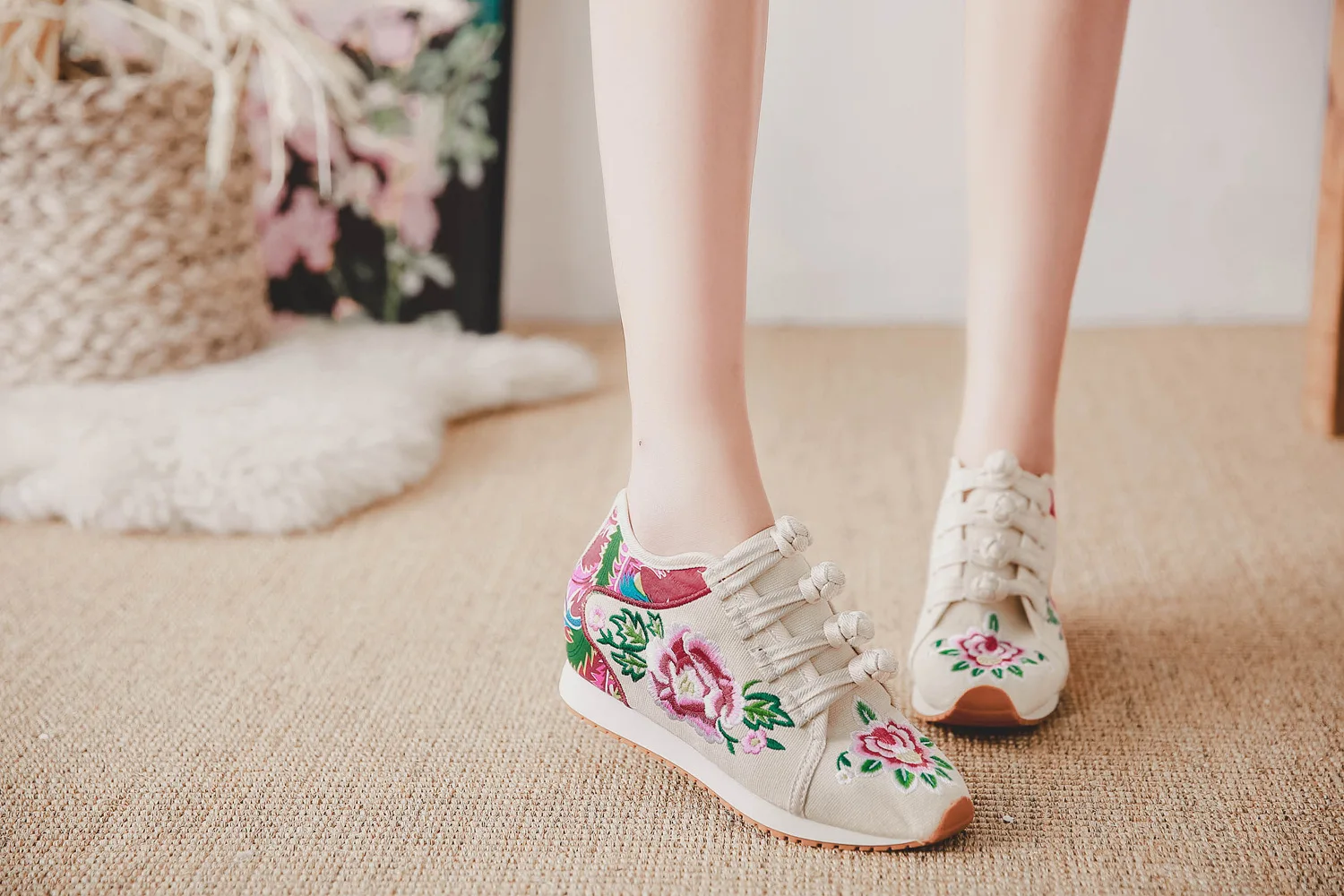 Женская обувь с цветочной вышивкой лотоса; парусиновая обувь для путешествий в китайском стиле на шнуровке; Повседневная хлопковая обувь на платформе; женская обувь; sapato feminino - Цвет: 14