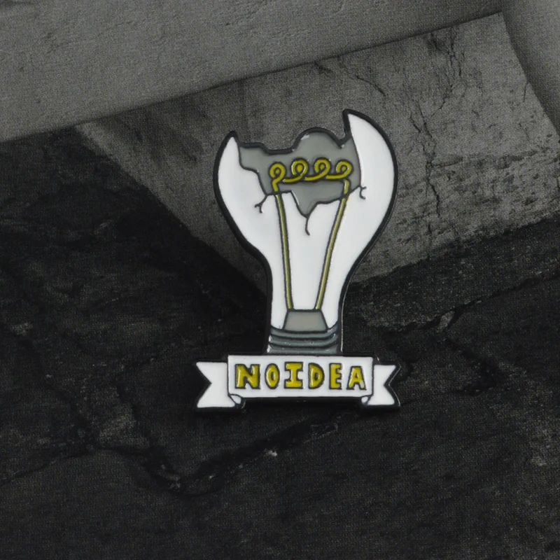 

Broken light bulb Brooch Exposed wick NOIDEA bad mood Enamel Pin Expression of mood brooches