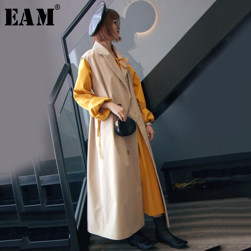 

[EAM] 2019 New Spring Summer Lapel Sleeveless Khaki Loose Long Big Size Button Pocket Loose Vest Women Fashion Tide JW944