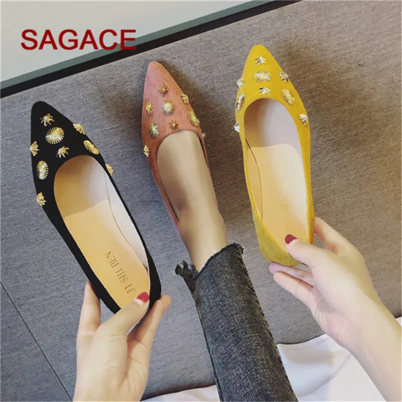 

Fashion Women Single Shoes Flat With Pointed Toe Flock Shoes Plus Size Casual Luxury Slip On Flat Shallow Shoes Scarpe Donna