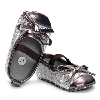 

2018 Newborn Baby Girls Shoes Infant Sneakers Toddler PreWalker Trainers Spring Autumn Cotton Fabric Sequins Rubber Shoes