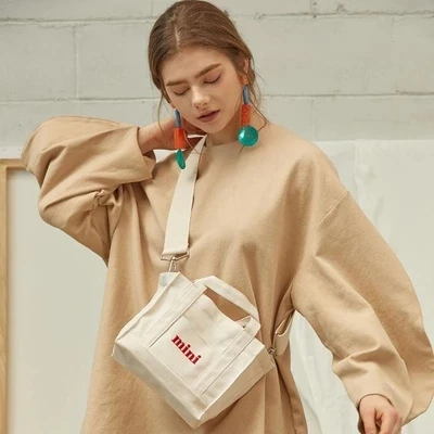 2018 Brand Letter Embroidery Bag Canvas White Tote Bags Casual Women Shoulder Bags Designer Handbag Female Triangle Bag big