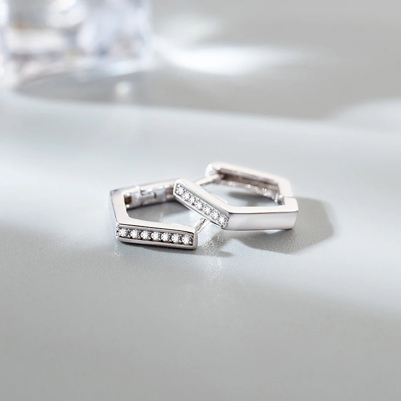 

Simple Style Silver Minimalist Geometric Round Hoop Earrings 925 Zircon Big Small Size Earrings For Women Party Fashion Jewelry