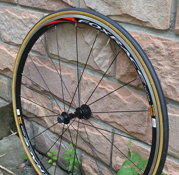 Ультралегкая велосипедная шина 700 fixie велосипедные шины 700* 23C bicicleta pneu 700C 430g Ретро гоночные шины для шоссейных велосипедов красного и желтого цвета - Цвет: huangse