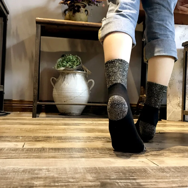 Новинка; женские сверкающие носки; блестящие носки в повседневном стиле; носки в стиле ретро; зимние хлопковые носки; толстые теплые носки для студентов