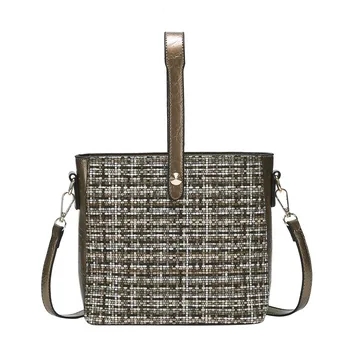 

Women's bag 2019 new fashion woolen handbags INS a lot of single shoulder sloping women's bag