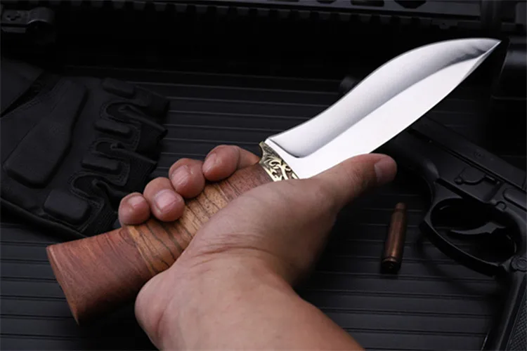2020 New Hot Sale Outdoor Fixed Tactical Combat Military Knife High Quality Camping Survival Diving Hunting Knives EDC Tools