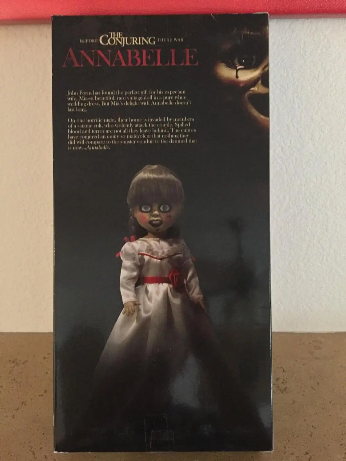 

New Mezco Living Dead Dolls Before The Conjuring Annabelle Terror Film 25cm Action Figure Model Toys Original Collection