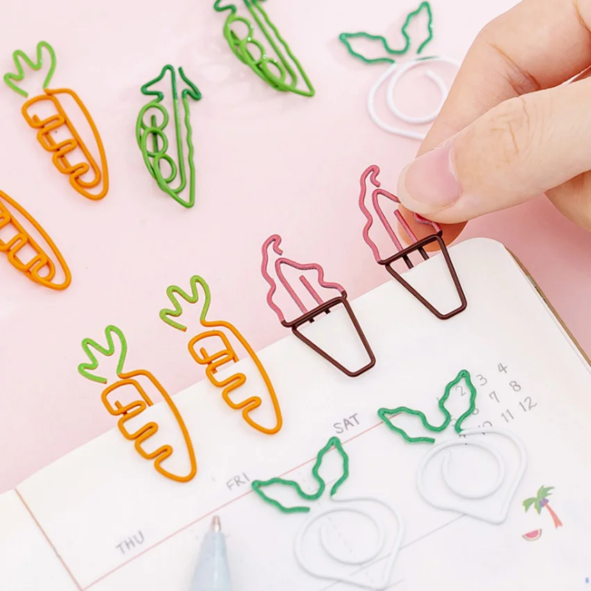 mixed design 100pcs/lot Cartoon Fruit Metal Mini Paper Clip DIY Decoration Notes Letter Paper Clip Office School Student Supplies - Цвет: mixed design