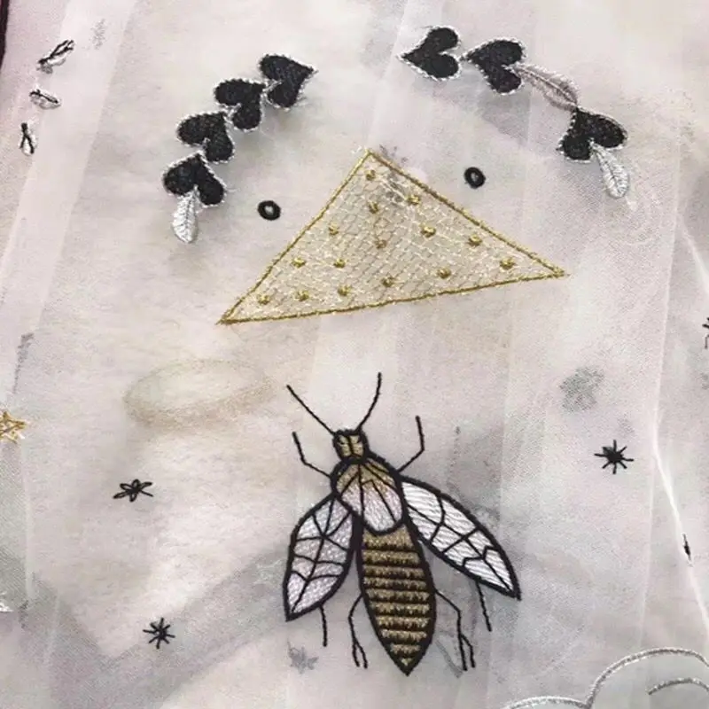 Processus Buste Fil Livre Semaine Broderie Nouvelle Force Personnalisé Jupe Spectacle Dieu Soleil Blanc Complexe Lourd Super EqXO7vF