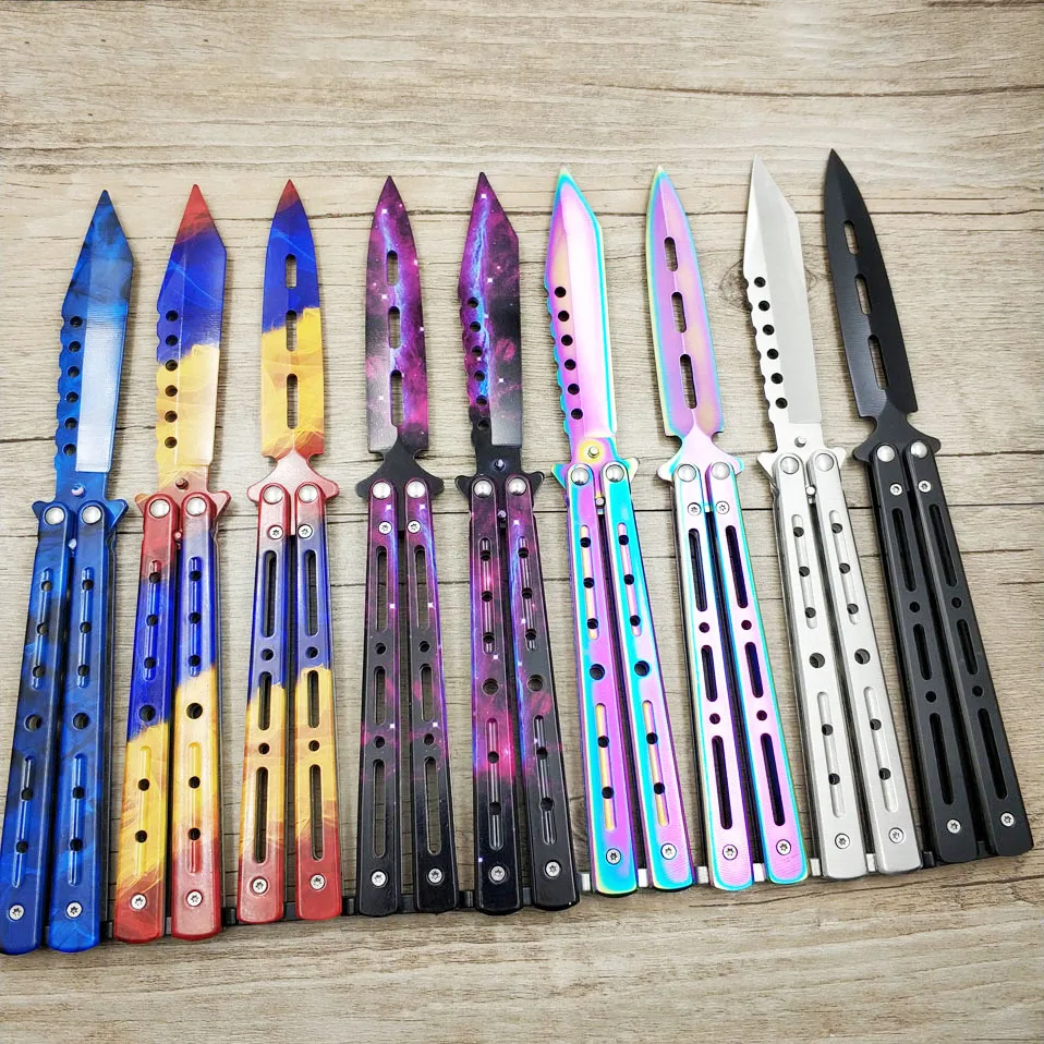 Faca de Caça Faca de Aço Dull sem Borda Titanium Rainbow Color 5cr13mov Formação Borboleta Borboleta Faca Inoxidável Faca Ferramenta