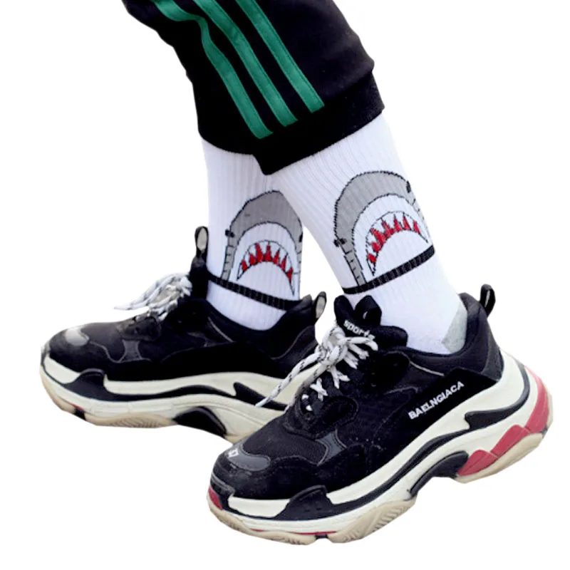 

Autumn Korean Men Socks Women Cotton Cartoon Shark Patterned Hip Hop Skate Crew Socks Streetwear Sporting Hipster Socks Sokken