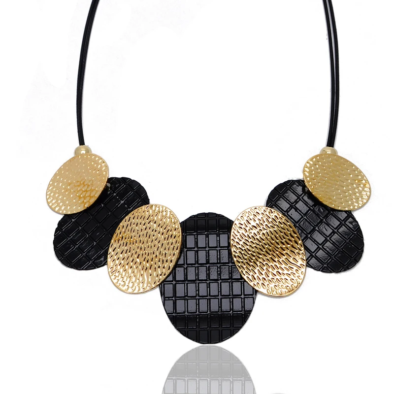 

New Maxi Exaggerated Black Oval Pendants Charm nice Necklace for Women PU Leather Chain Choker Necklace Fashion Jewelry