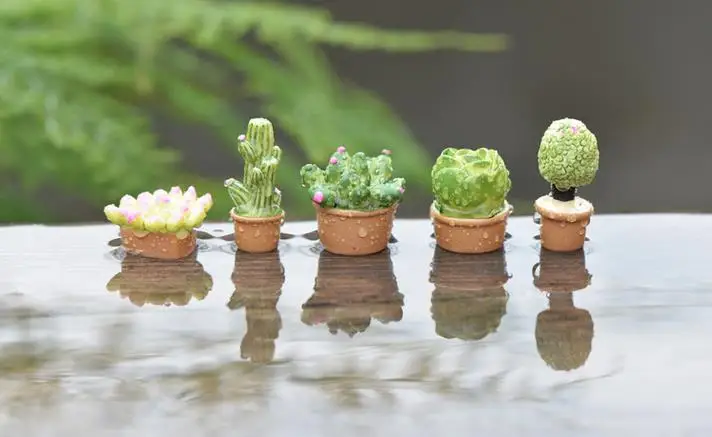 

(A lot: 10 pieces)Creative cute cactus succulents mini fridge magnet