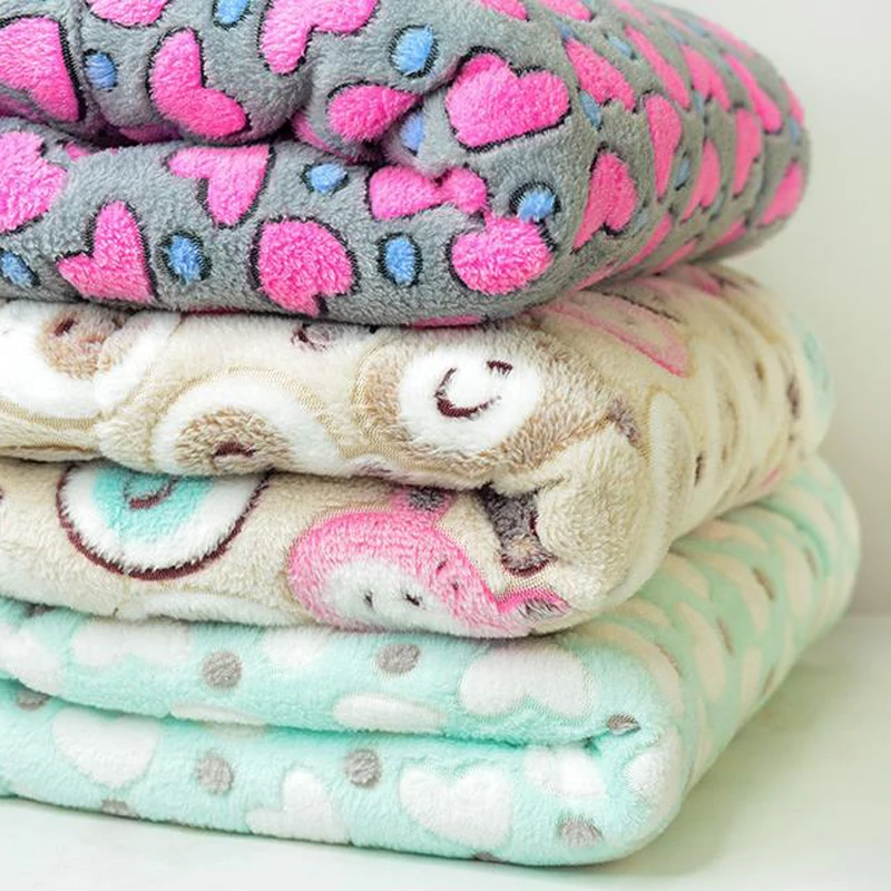 

Large Dog Bed Mat Cushion Soft Fleece Small Medium Pets Blanket for Sofa Protector Cage Mat Breathable Cat Dog Rest Sleep Mat