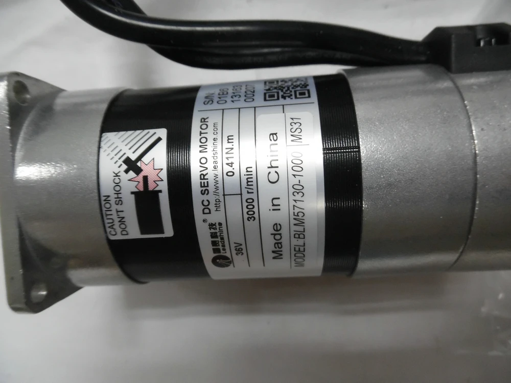 Бесщеточный сервомотор Leadshine 130 Вт 36 В постоянного тока BLM57130 0 41 Н. М 3000 об/мин новый