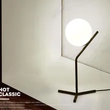 Современный простой стеклянный шар настольная лампа для гостиной Северной Европы минимализм Настольный светильник с черной подставкой