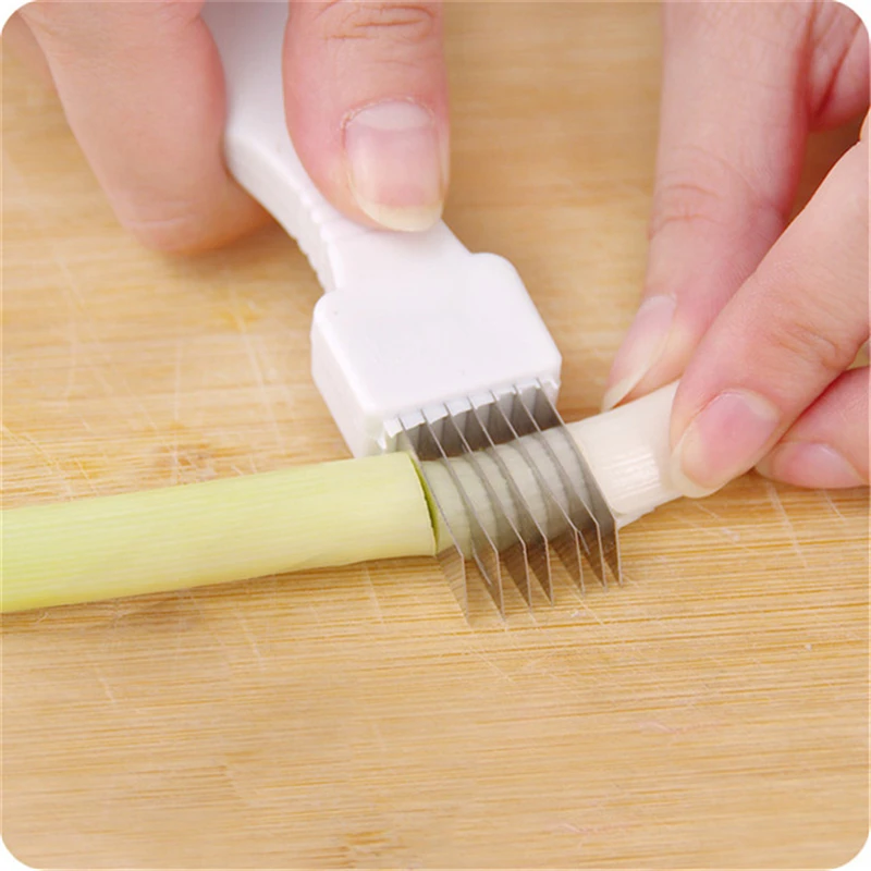 

Practical Shallot Knife Onion Garlic Vegetable Cutter Cut Onions Garlic Tomato Device Shredders Slicers Convenient Kitchen Tools