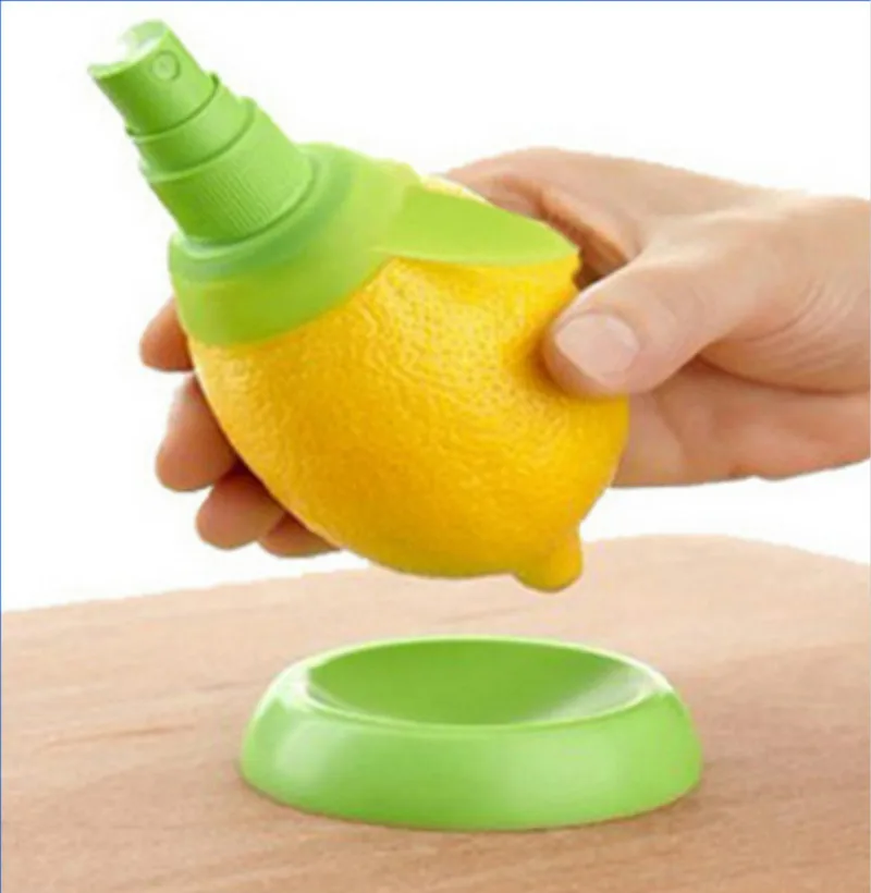 

2019 1Pcs Kitchen Gadgets Lemon Sprayer Fresh Fruit Juice Citrus Spray Orange Juice Squeeze de cozinha Kitchen Cooking Tools