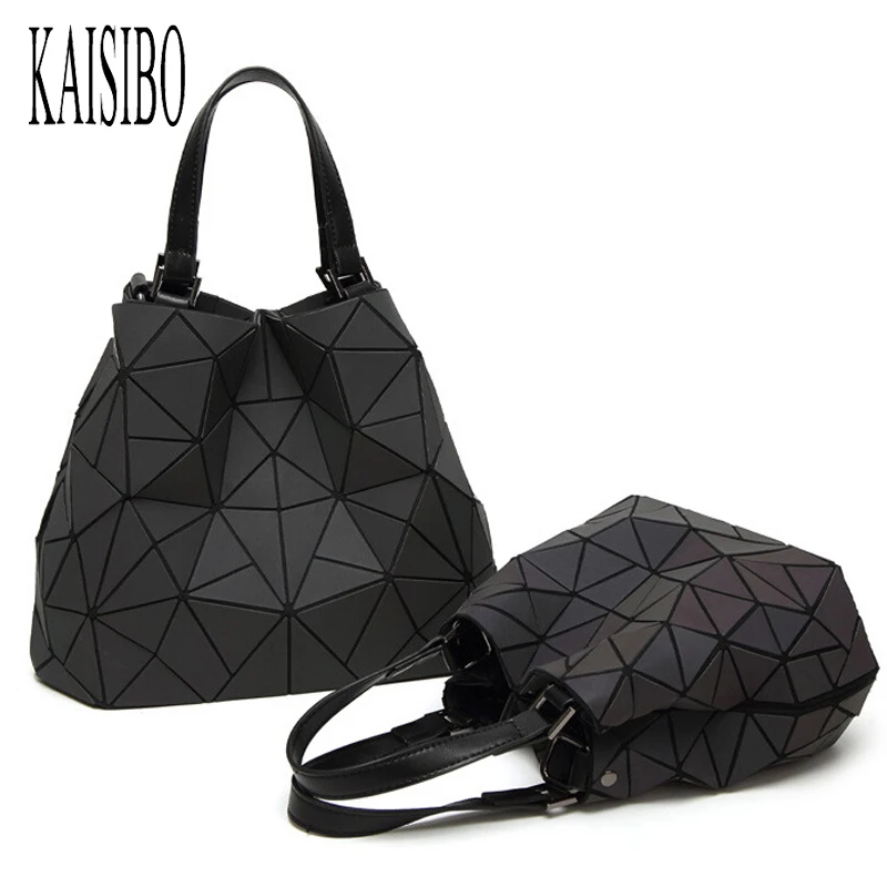 

KAISIBO Women Luminous Bag Diamond Casual Tote Geometry Quilted Shoulder Bags Laser Plain Folding Woman PU Leather Handbags