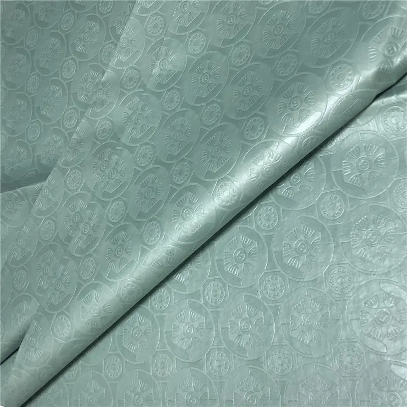 AB90701 (3)