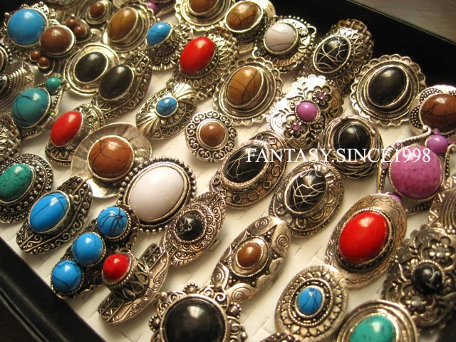 

Wholesale 50pcs Imitate Antique Silver Stone Rings size adjustable with a display