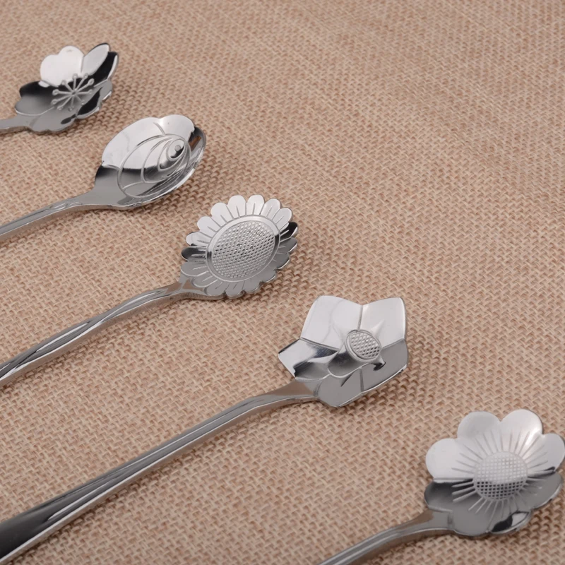 KMYC In Acciaio Inox Fiori Delicati Cucchiaio Tuta High-End per Tè e Caffè di Agitazione Cucchiai Calda Della Gelatina di Modo di Ghiaccio Crema Posate