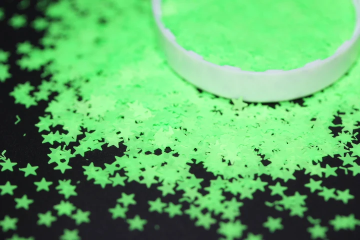 3 мм неоновые звезды блеск конфетти, отлично подходит для вечерние украшения, свадебные принадлежности и дизайн ногтей - Цвет: 50 grams Green