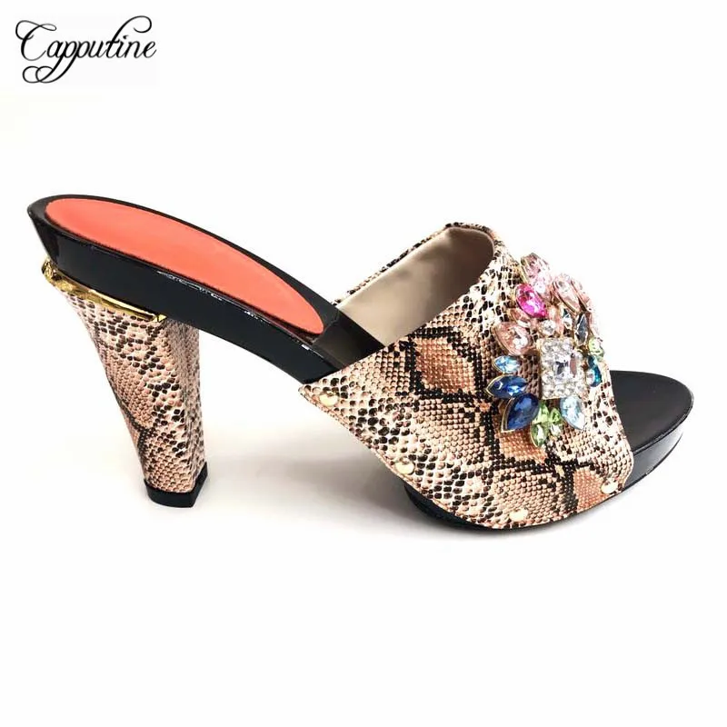 

Capputine New Fashion PU Leather Double Color Shoes And Bag Set Italian Style Woman Shoes And Matching HandBag Set For Party