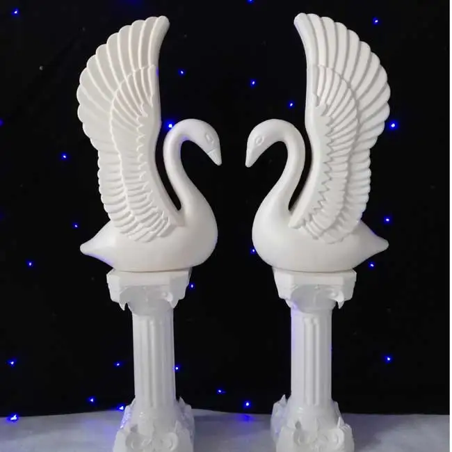

Hot sell 2sets White Pillars with swan Wedding Decoration Road cited