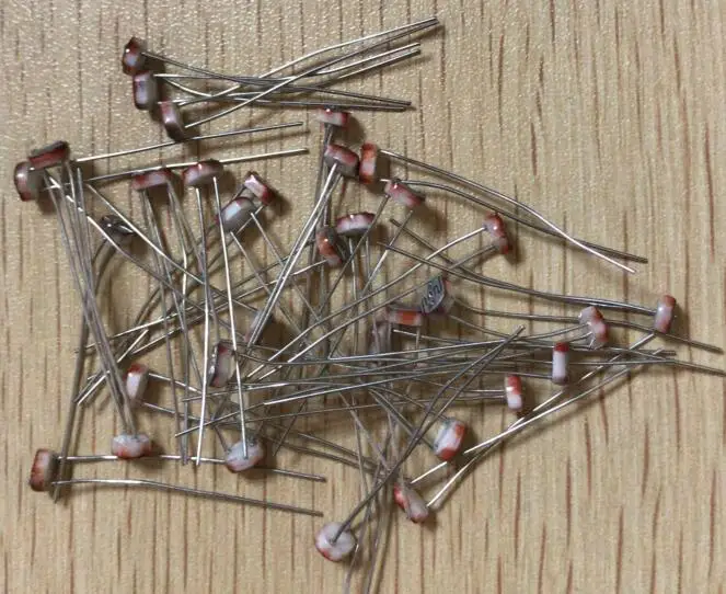 

100PCS 5516 Light Dependent Resistor LDR 5MM Photoresistor wholesale and retail Photoconductive (5506 5537 5539 5549 5528