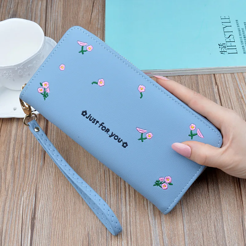 

Fashion Korea Style Embroidery Clutch Big Capacity PU Leather Clutch Wallets