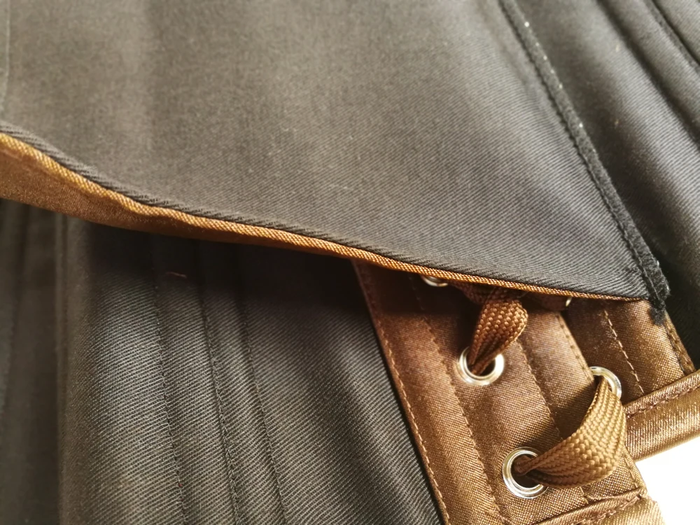 1000-750 stain corset