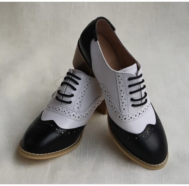 Туфли женские из натуральной кожи толстые оксфорды броги резной узор черные