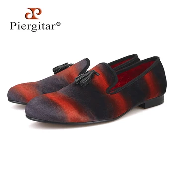 

PIERGITAR Mix color velvet men handmade loafers with leather tassel Fashion Banquet and Show men dress shoes smoking slippers