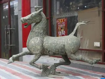 

38 China Royal Fengshui Bronze Silver-Gilt Horse riding Chebi Swallow Statue