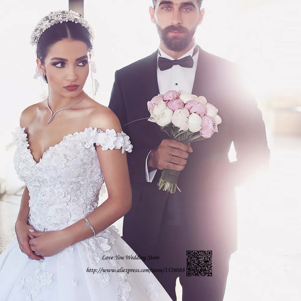 

Vestido de Casamento Sexy Arabic Wedding Gowns Dresses 2017 Lace Court Train Turkey Bride Dress Flowers Abiti Da Sposa Tailored