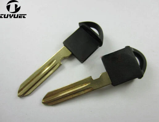 

Запасной маленький ключ для Nissan Sylphy, Teana Tiida smart card аварийный Малый ключ blade