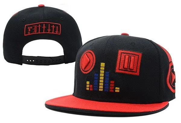 Music Headphone Snapback Black