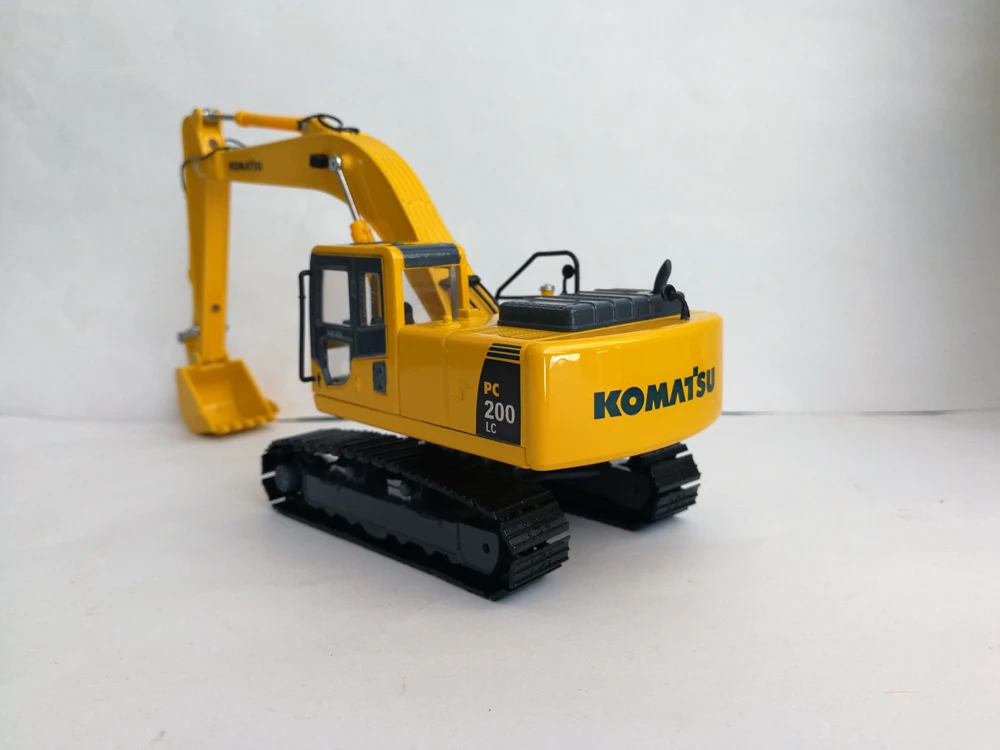 1:43 Komatsu PC200-8 экскаватор игрушка