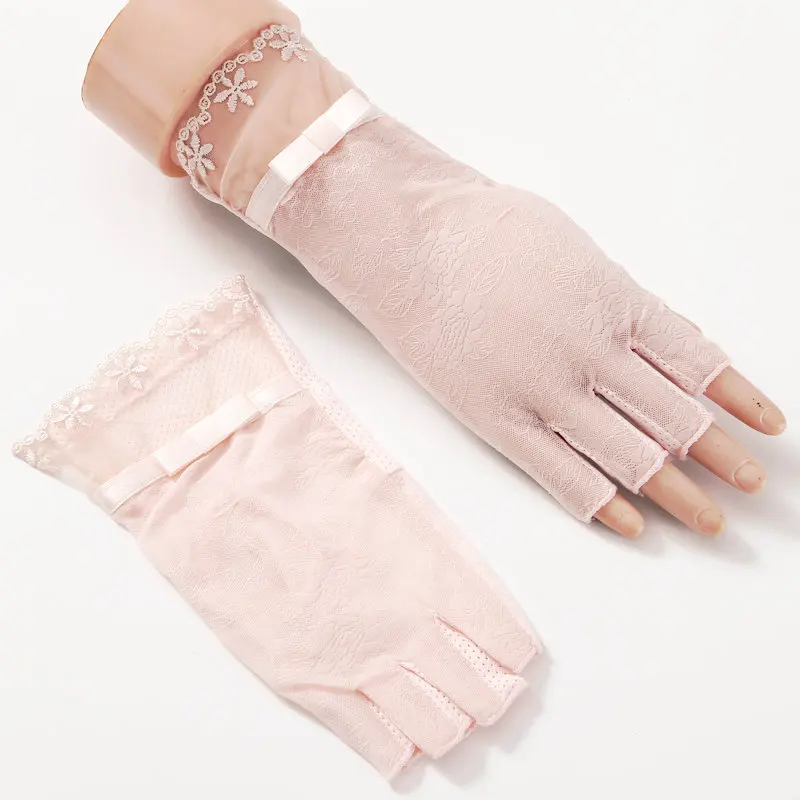 Летние солнцезащитные женские тонкие перчатки с открытыми пальцами, пять пальцев, шелк льда, для вождения, без пальцев, кружева, 3-tbfs05 - Цвет: Light pink
