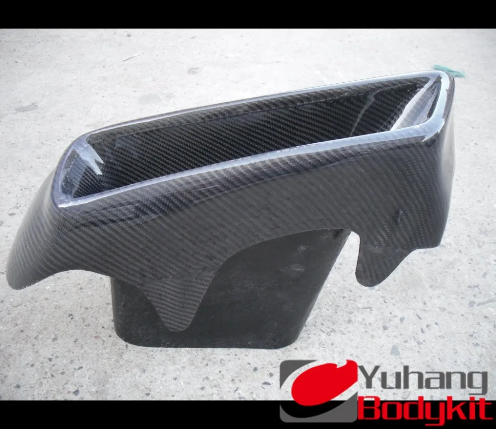 

Headlight Air Intake Vent (LHS) CF For Skyline R34 Carbon Fiber