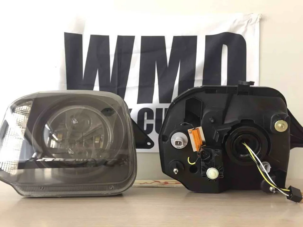 

WMDSTYLE Jimny 08-14 Headlight Set