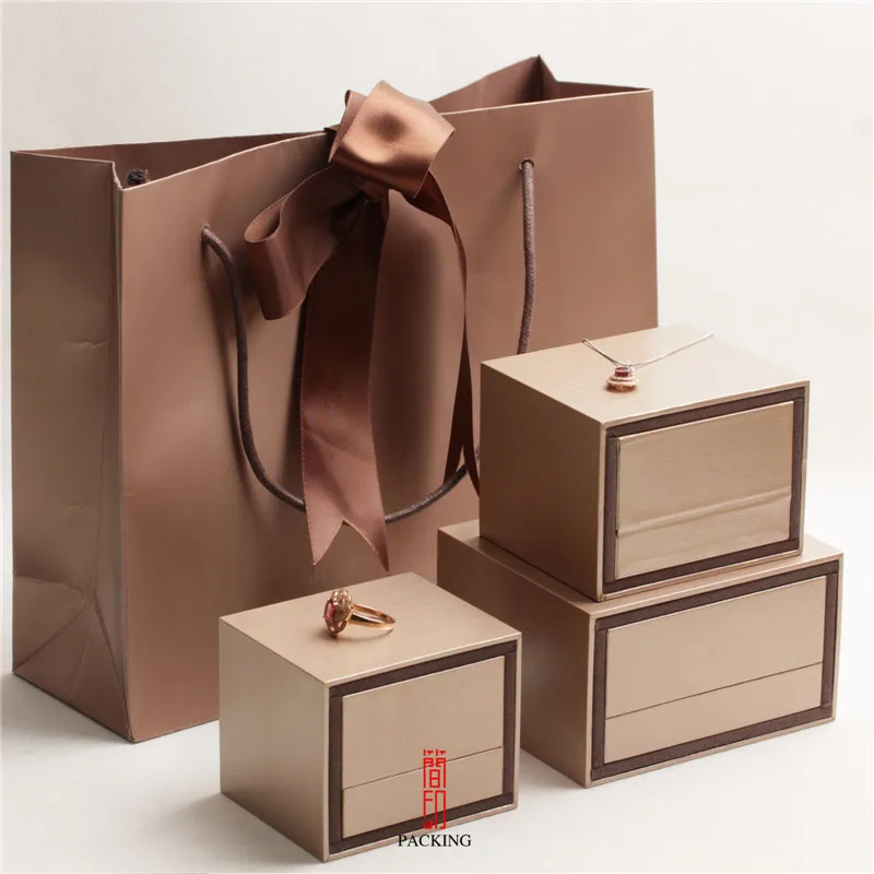 

Brand jewelry Box Engagement Ring Box and Pendant Bracelet packing display Case it can be Acceptable Customization more 200pcs