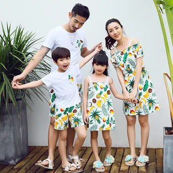 

2018 Summer Beautiful Family Matching Outfits Mother And Daughter Flower Print Dress Family Holiday Clothes Set Cotton T Shirt