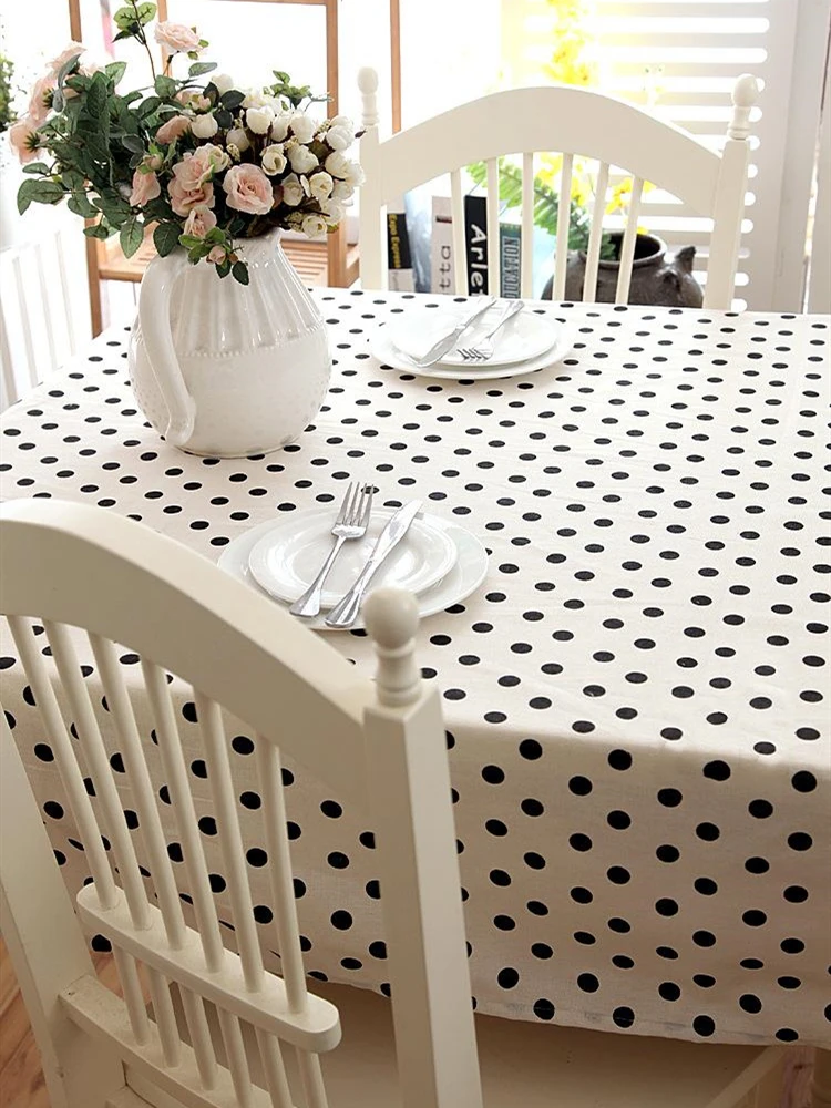 

Simple Black Dot Table Cloth For Home Decor 1pcs Dinner Tea End Hallway Tablecloth Quality Table Cover TV Piano Dustproof