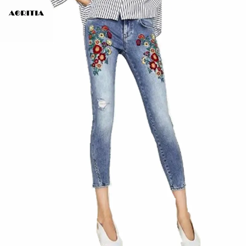 

2018 Woman Beading Skinny Jeans Denim Embroidery Holes Jeans Ankle-length Ripped Jeans for Women