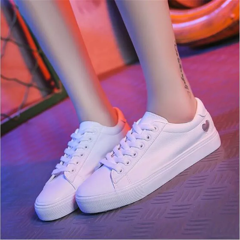 

New Tenis Feminino Lace-up White Shoes Woman Pu Leather Solid Color Female Casual Women Sneakers Loving Heart Zapatos De Mujer