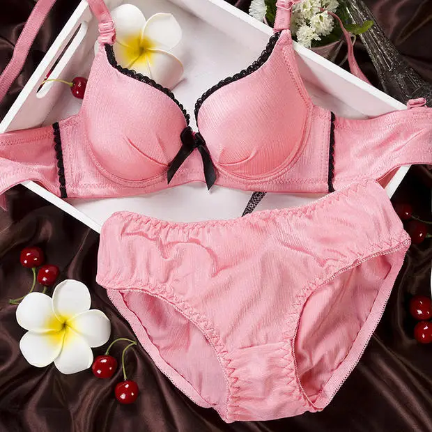 

Sexy Bra Briefs Set Gathering Cups Push up A B cups T-shirt Padded bra LaceTrim Inserted Lingerie Women Underwear H117